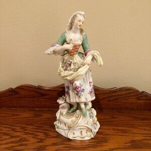 Antique Meissen Porcelain Figurine, Standing Woman with Basket & Dog, 1850-1924